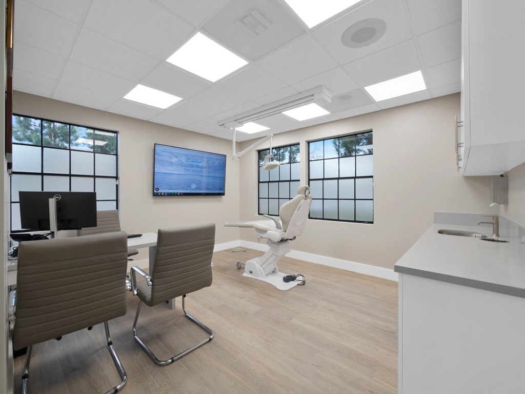 {PRACTICE_NAME} consultation room #2